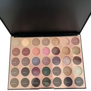 New Morphe 35 C Everyday Chic Eyeshadow Palette